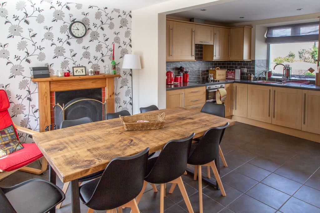 6 Pier Road Self-Catering Islay